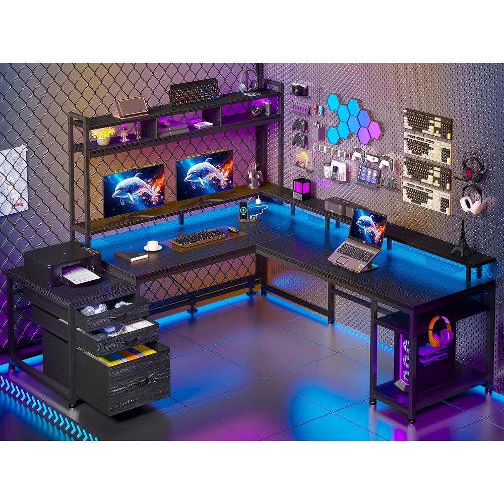 Meja Gaming Bentuk L untuk Dua - Desk Setup Black And Wood ulasan dan harga